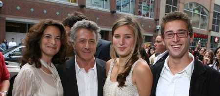 Dustin Hoffman family